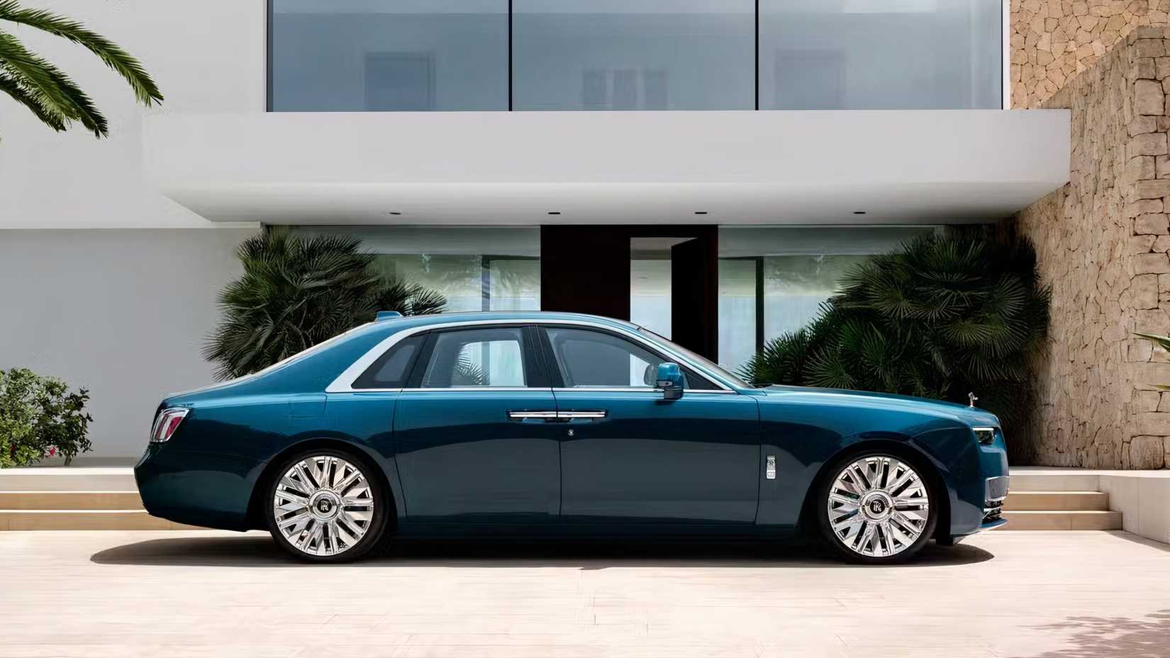 2025 Rolls-Royce Ghost II
