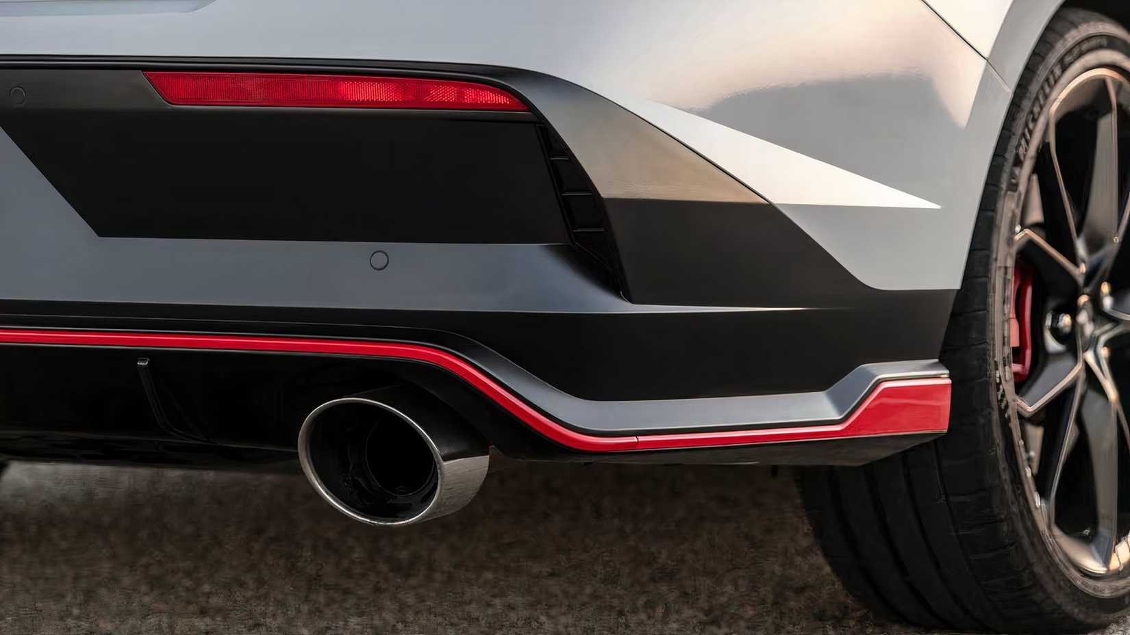 2025 Hyundai Elantra N exhaust