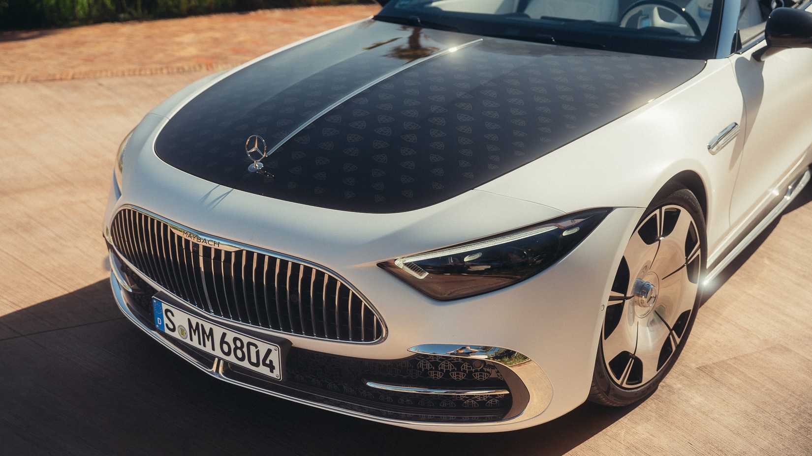 Capô dianteiro Mercedes-Maybach SL 680 Monogram Series