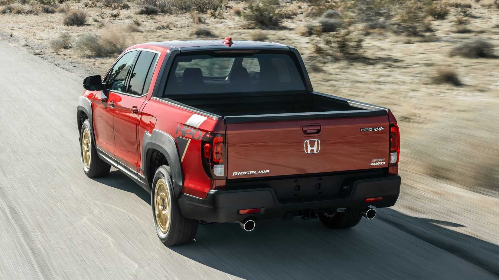 Rear view of 2024 Honda Ridgeline