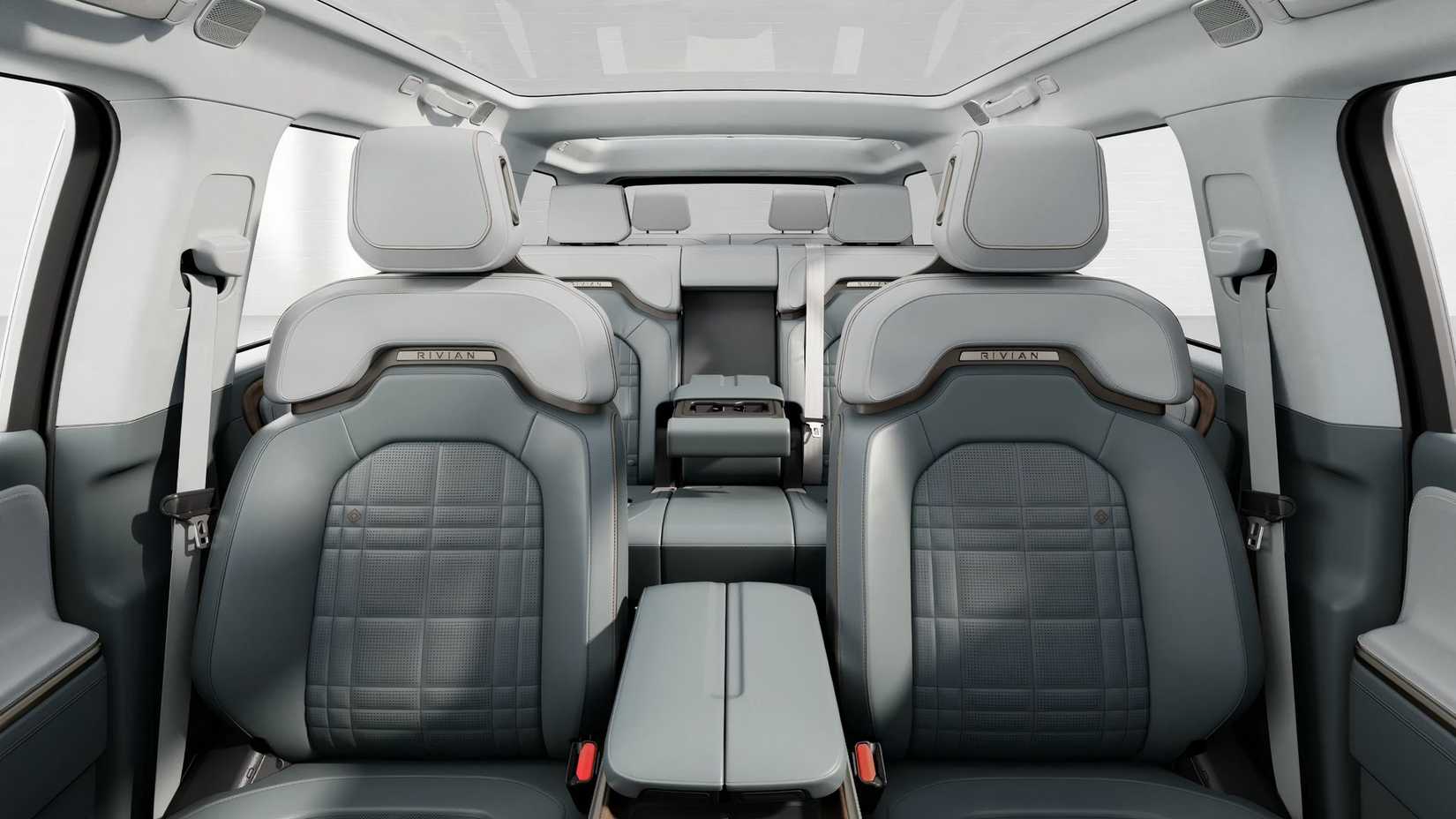 Rivian R1S Quad-Motor seats
