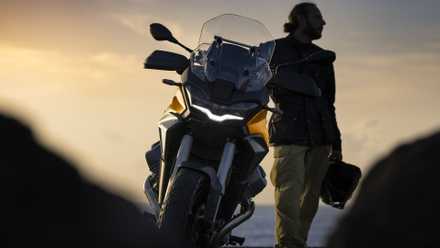 Moto Guzzi Stelvio sharp and exotic design front fascia view