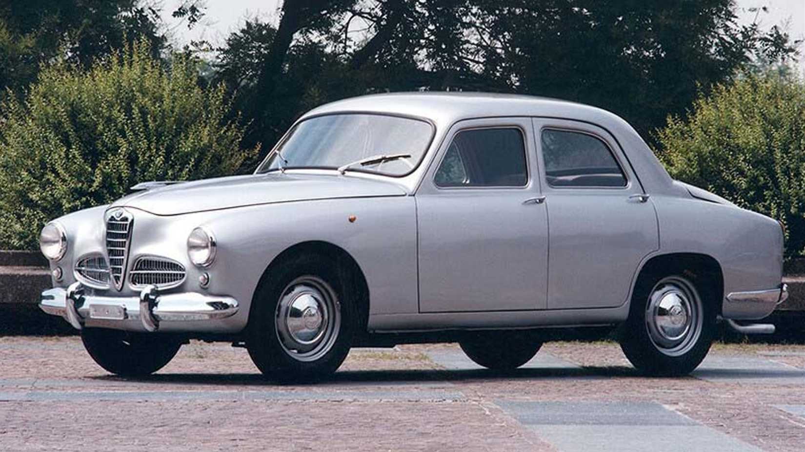 Silver 1950 Alfa Romeo 1900