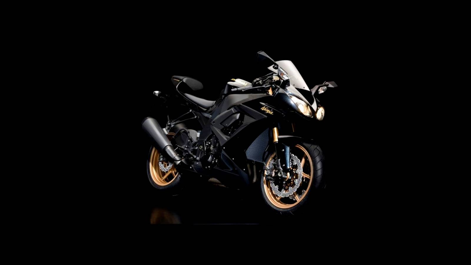 This Kawasaki Ninja Is The Fastest 15-Year-Old Japanese Motorcycle