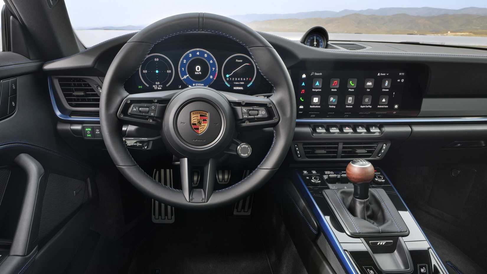 2025 Porsche 911 Carrera T