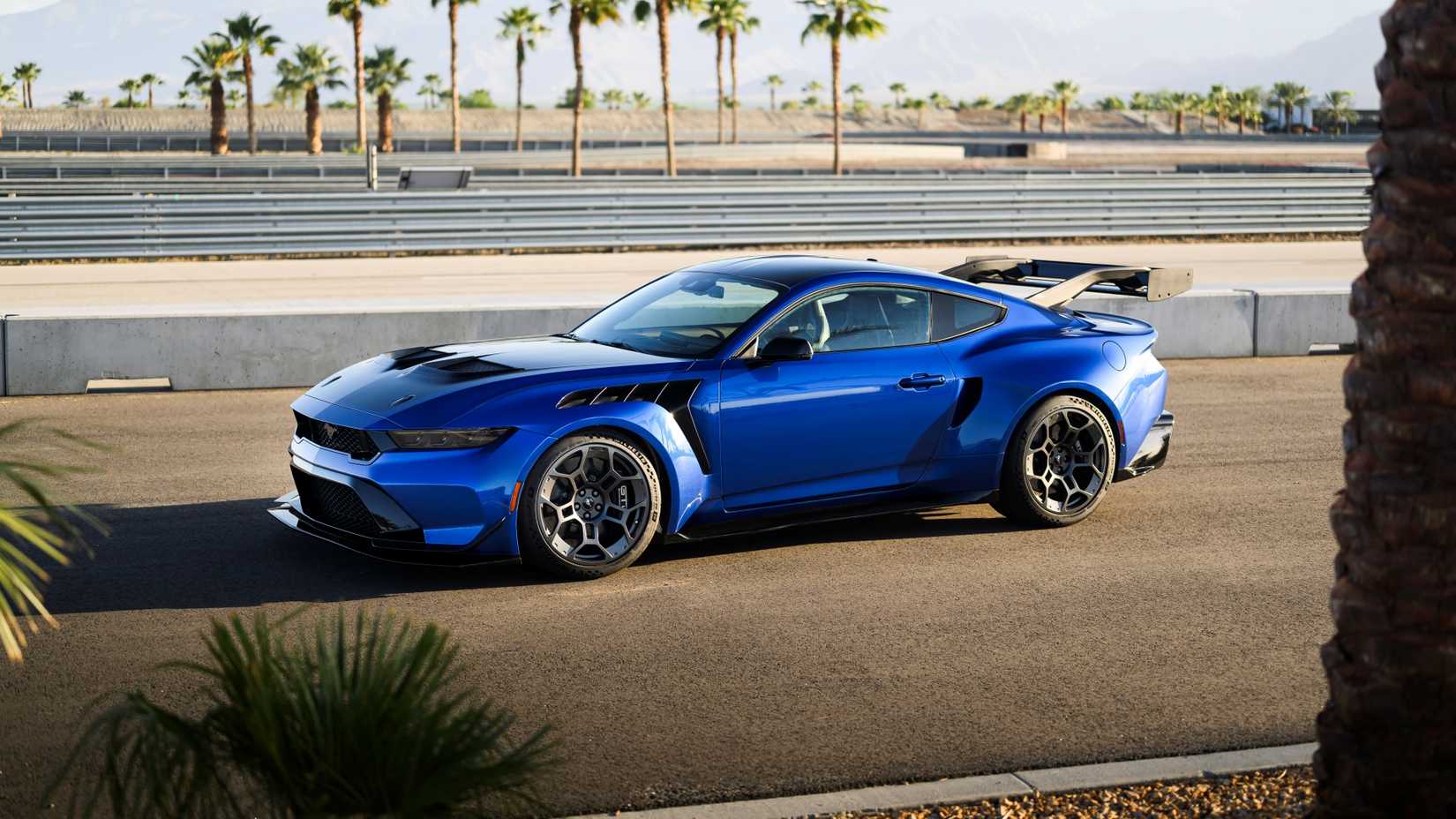 2025 Ford Mustang GTD_track_12