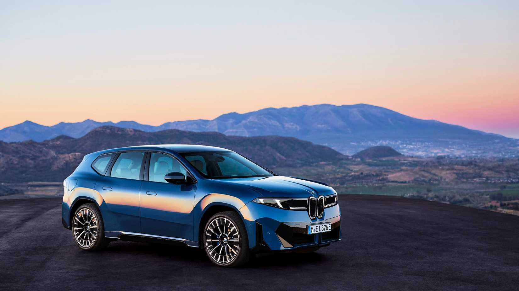 2026 BMW iX3 16