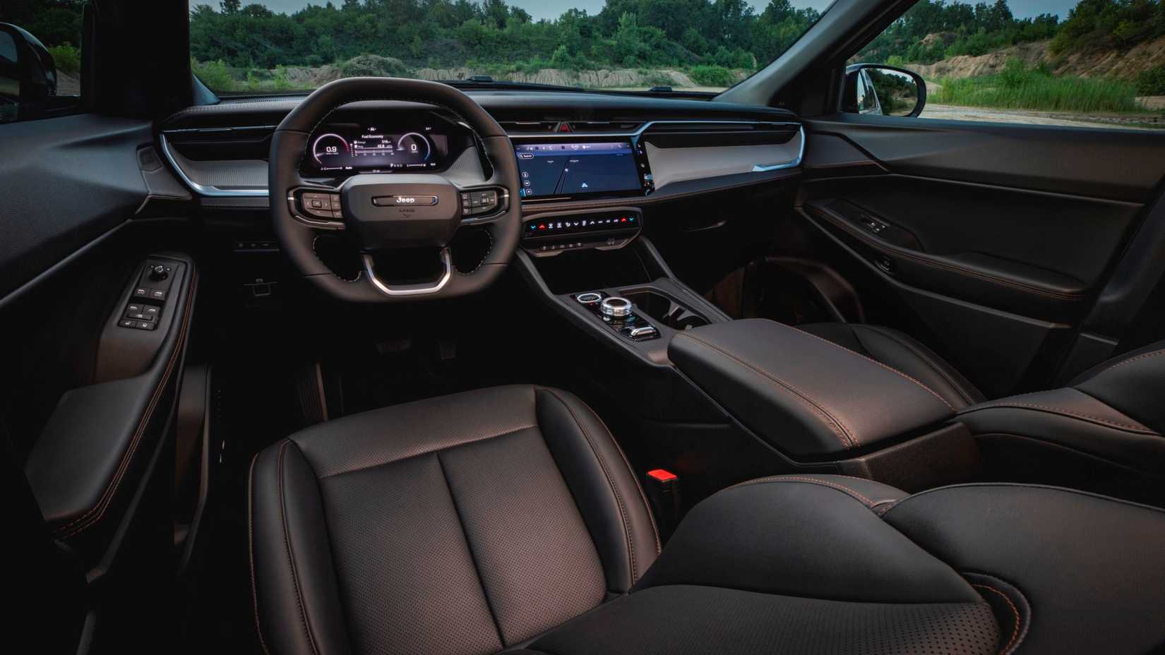 2026 Jeep Cherokee Hybrid (25)