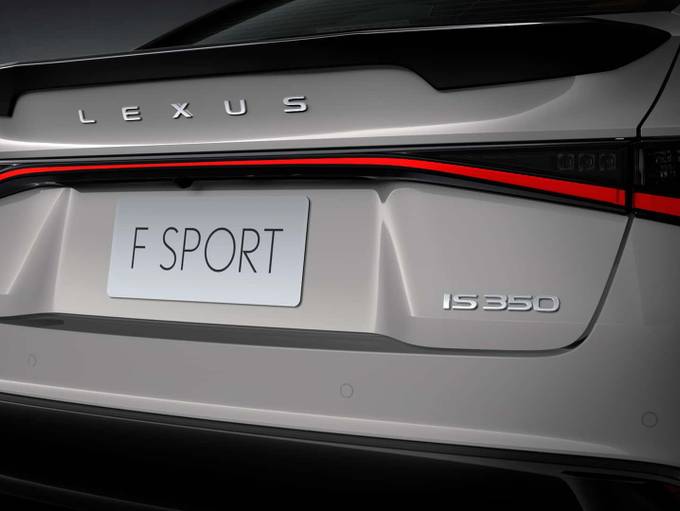 Lexus Sporty Rear End Lexus ES F Sport Is The Hot Luxury Sedan You Didn't Know You Wanted