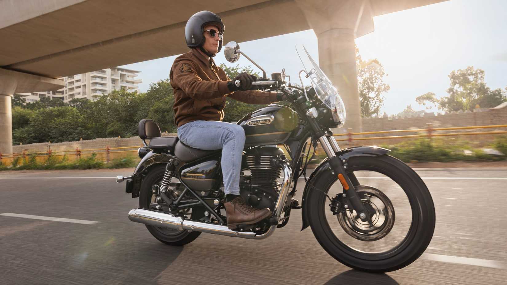 2026 Royal Enfield Meteor 350 Ação