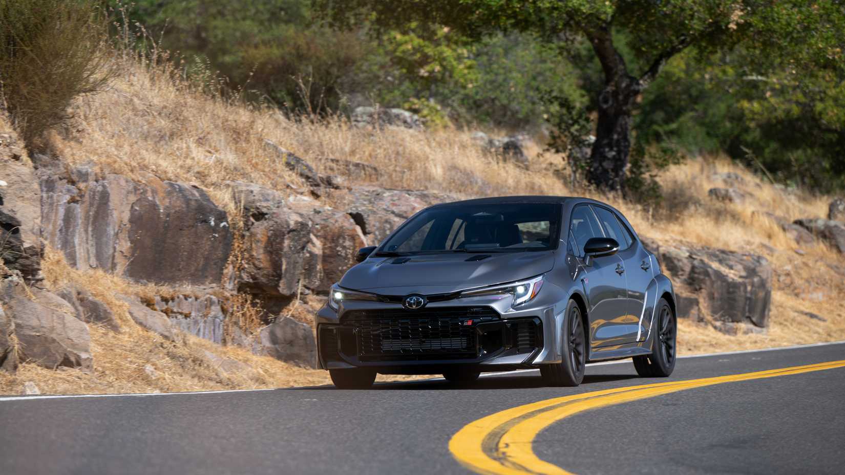 2026 Toyota GR Corolla-02