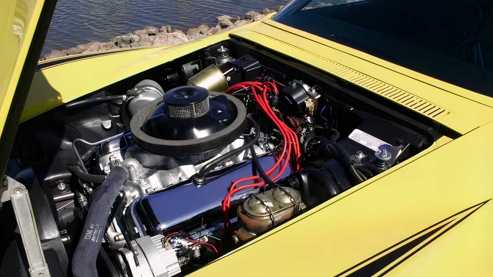 Um Chevrolet ZL1 Corvette 1969 estacionado