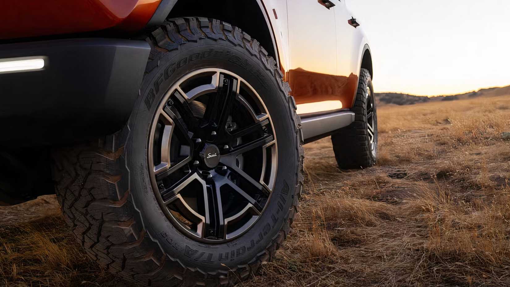 2028 Scout Traveler Exterior 