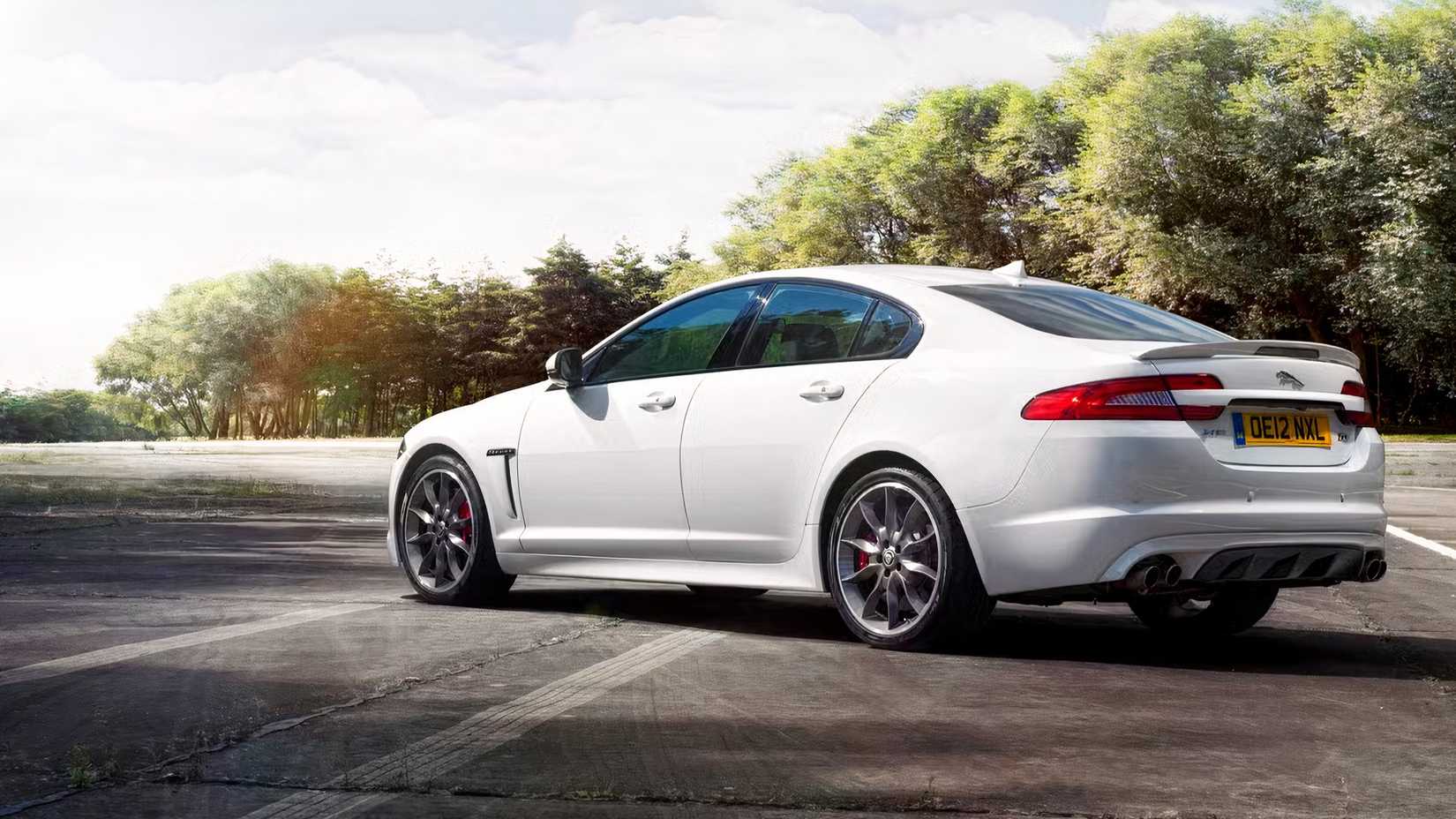 2013 Jaguar XFR Speed Pack