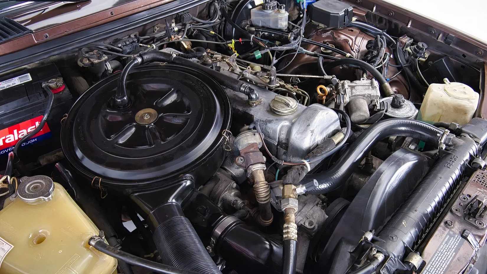 1985 Mercedes-Benz 300D Turbo