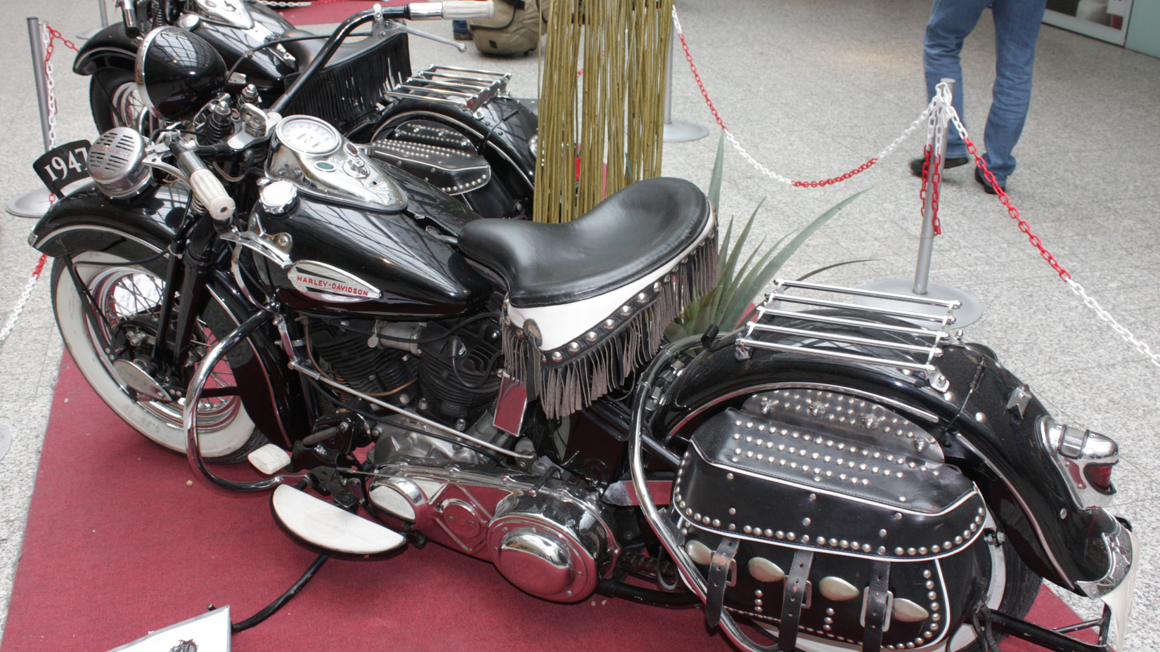 Black Harley-Davidson Knucklehead