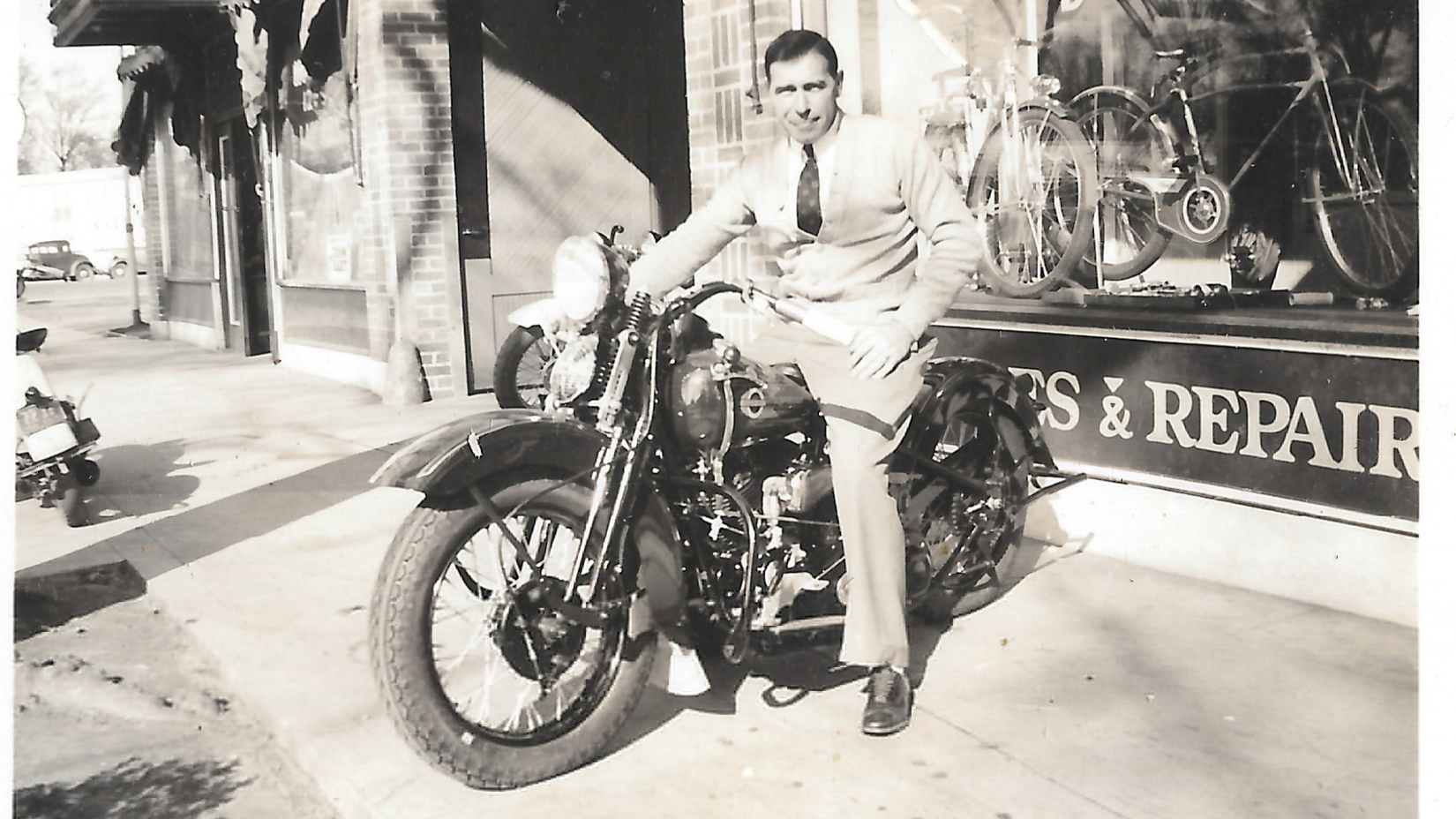 Harley-Davidson Knucklehead Joe Petrali