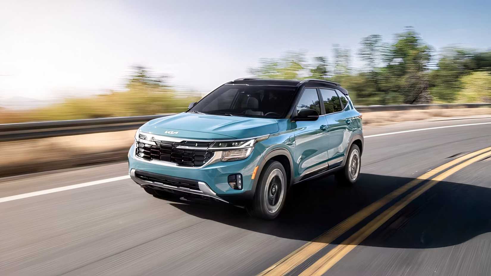 2025 Kia Seltos in blue being driven on road