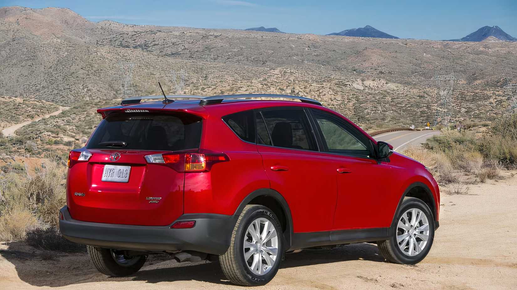 2015 Toyota RAV4 in red