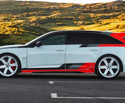 2025 Audi RS6 Avant GT em branco estacionado