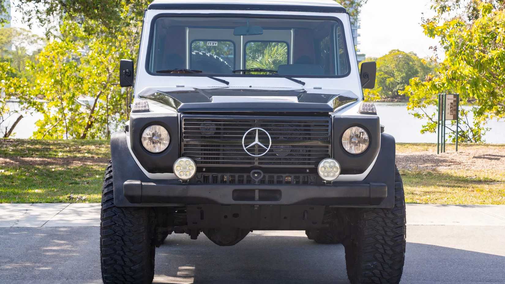 1982 Mercedes-Benz 300GD G-Wagen in white