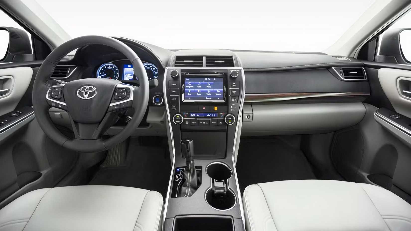 2015 Toyota Camry interior showing cockpit