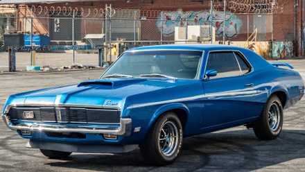 Vista frontal 3/4 do Mercury Cougar Eliminator 351 1969