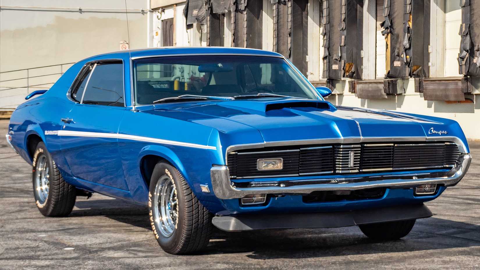 Alternate 3/4 front view of 1969 Mercury Cougar Eliminator 351
