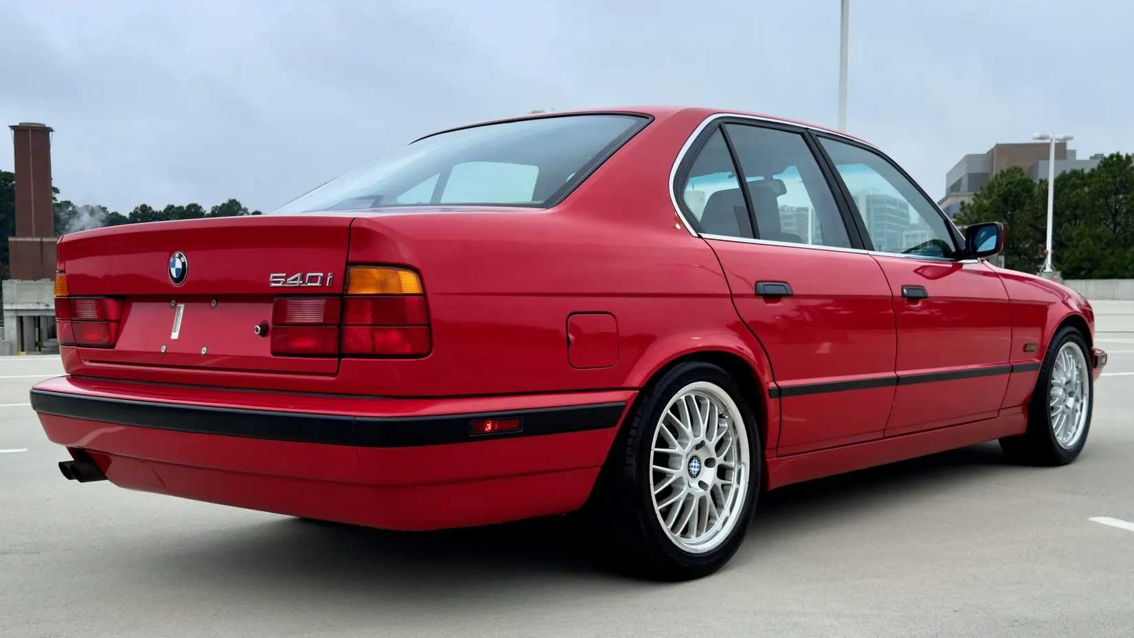 Red 1995 BMW 540i