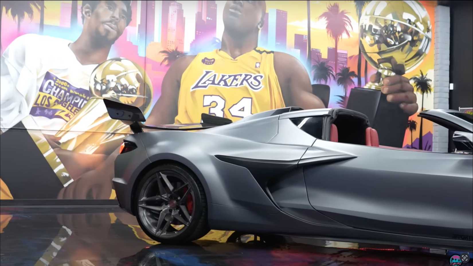 Shaq Stretched Corvette Z06-9