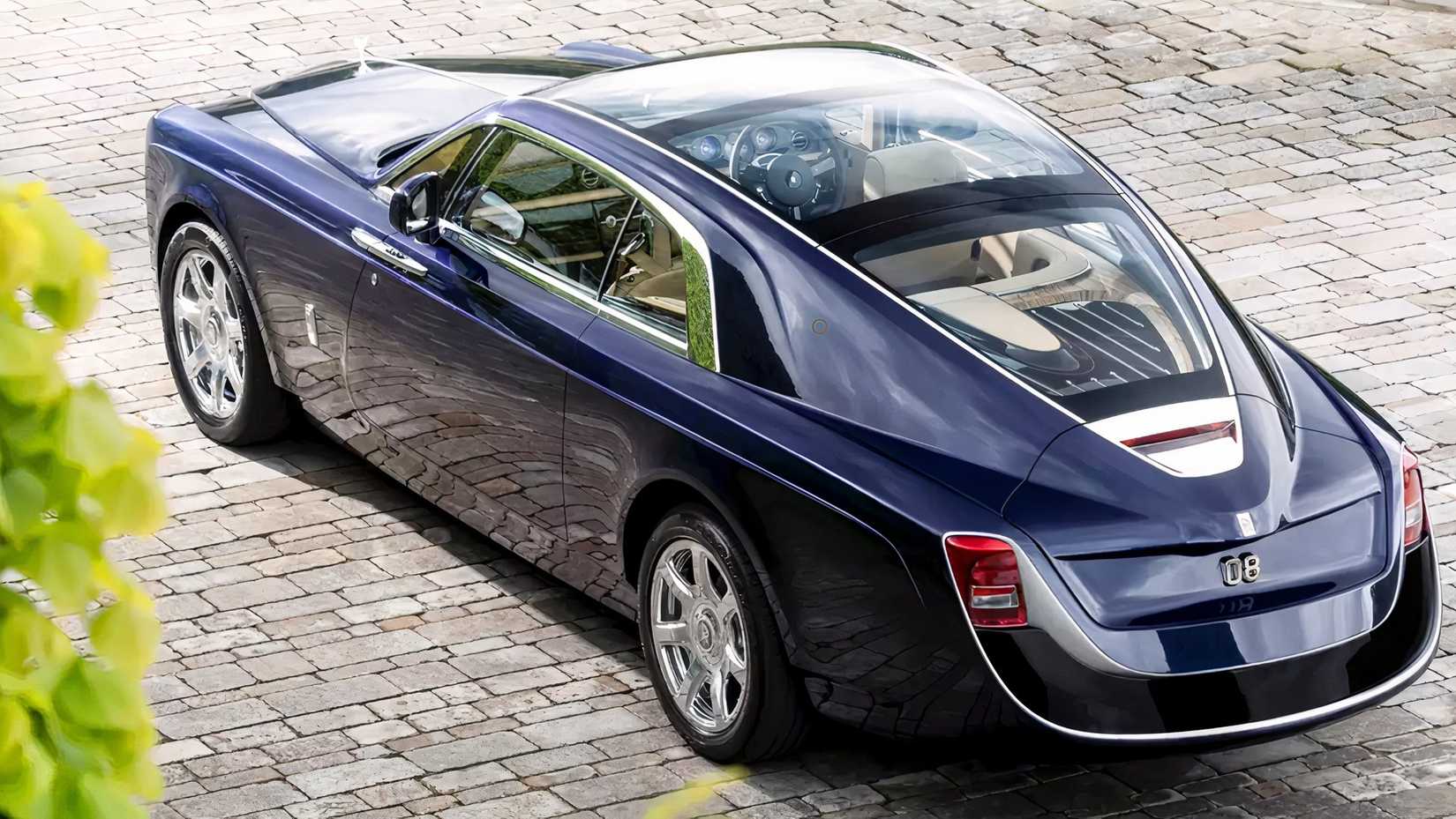 Rolls-Royce Sweptail, rear 3/4