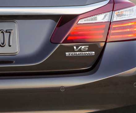 Honda Accord 2016, detalhe traseiro