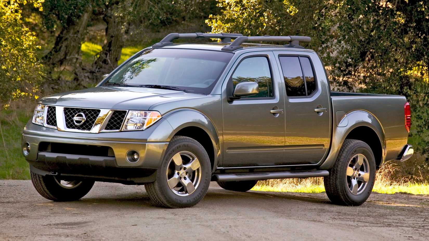 Grey 2005 Nissan Frontier NISMO