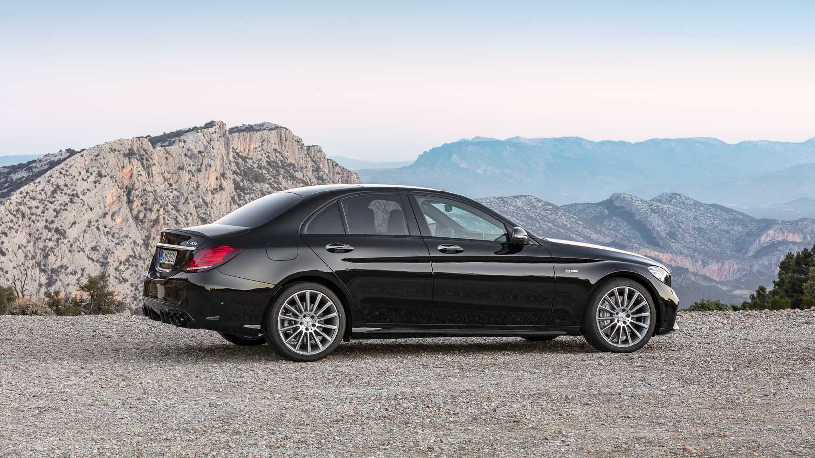 2019 Mercedes-AMG C43-1