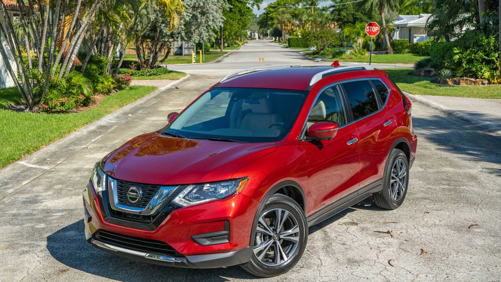 2019 Nissan Rogue_01
