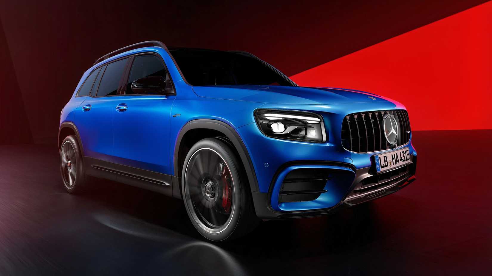 2024 Mercedes-AMG GLB 35 front