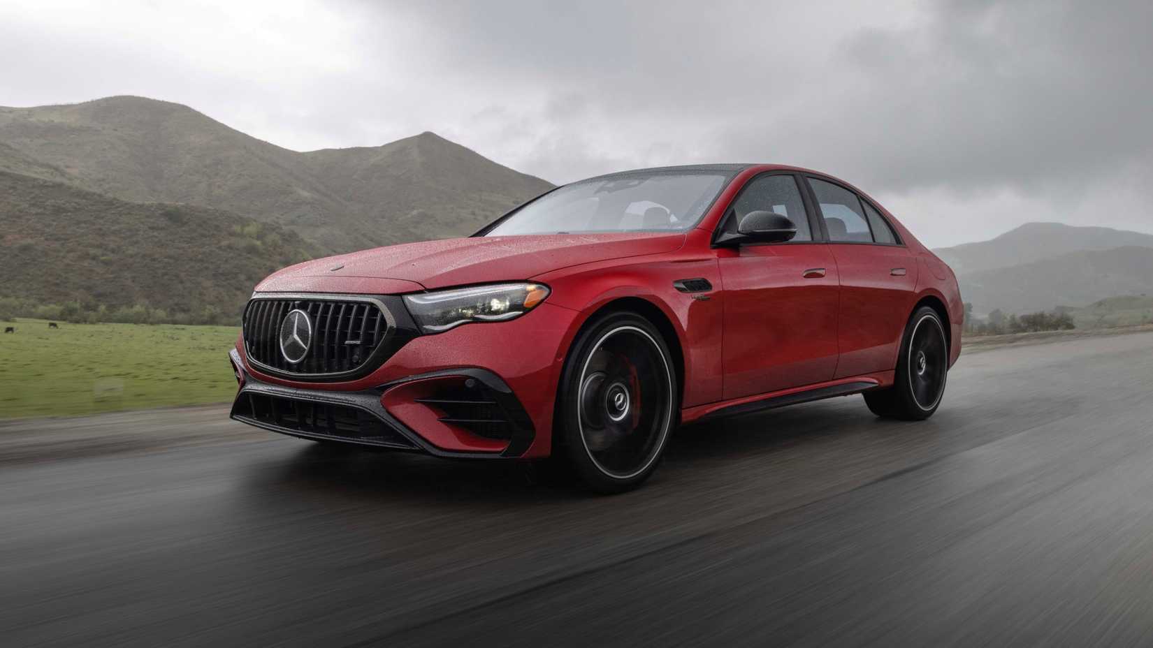 2025_MercedesAMG_E53_Hybrid_13-source