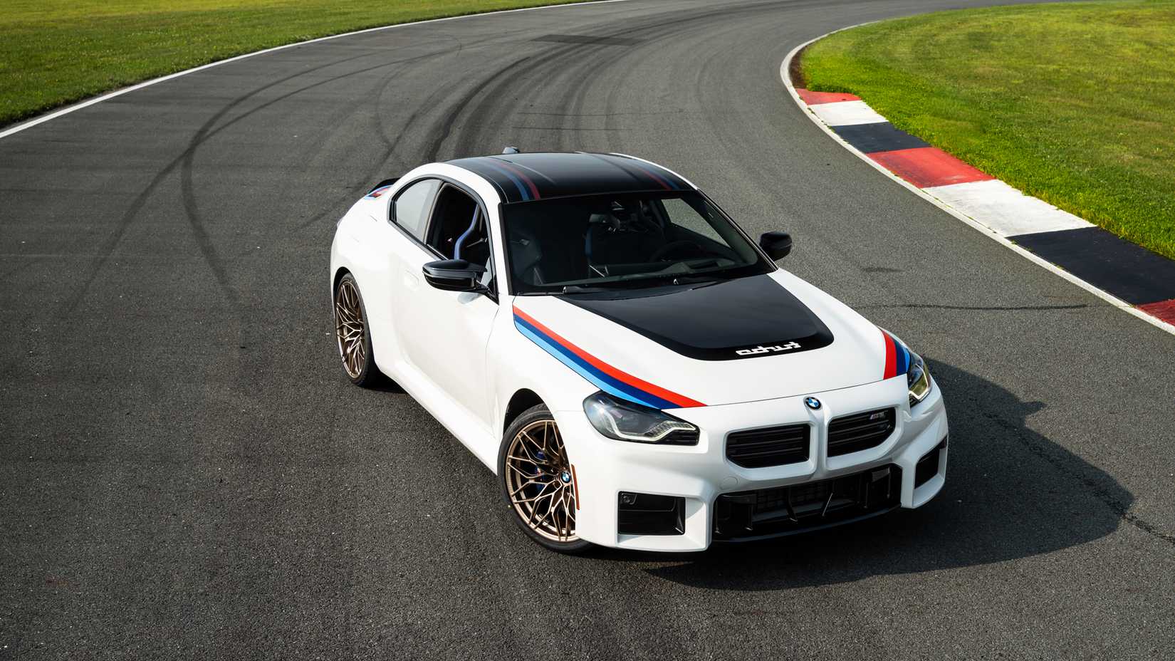 2026 BMW M2 Turbo Design Edition 8