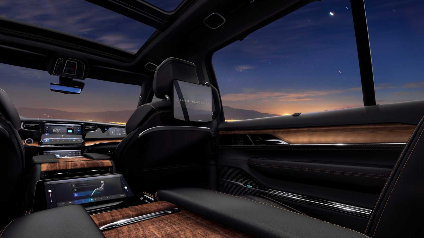 2026 Jeep Grand Wagoneer 16