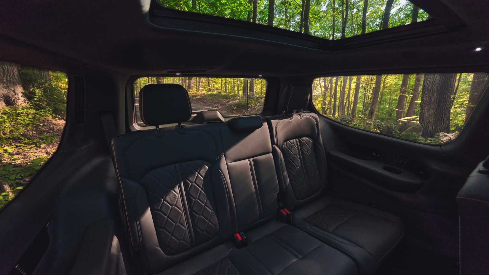 2026 Jeep Grand Wagoneer 21