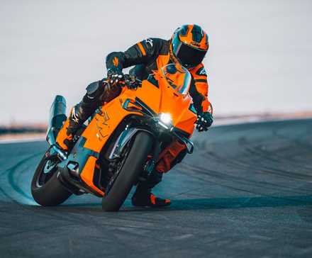 2026 KTM 990 RC R9