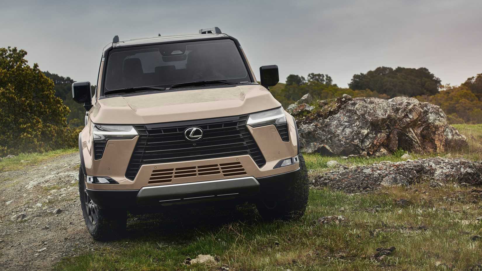 2026 Lexus GX-02