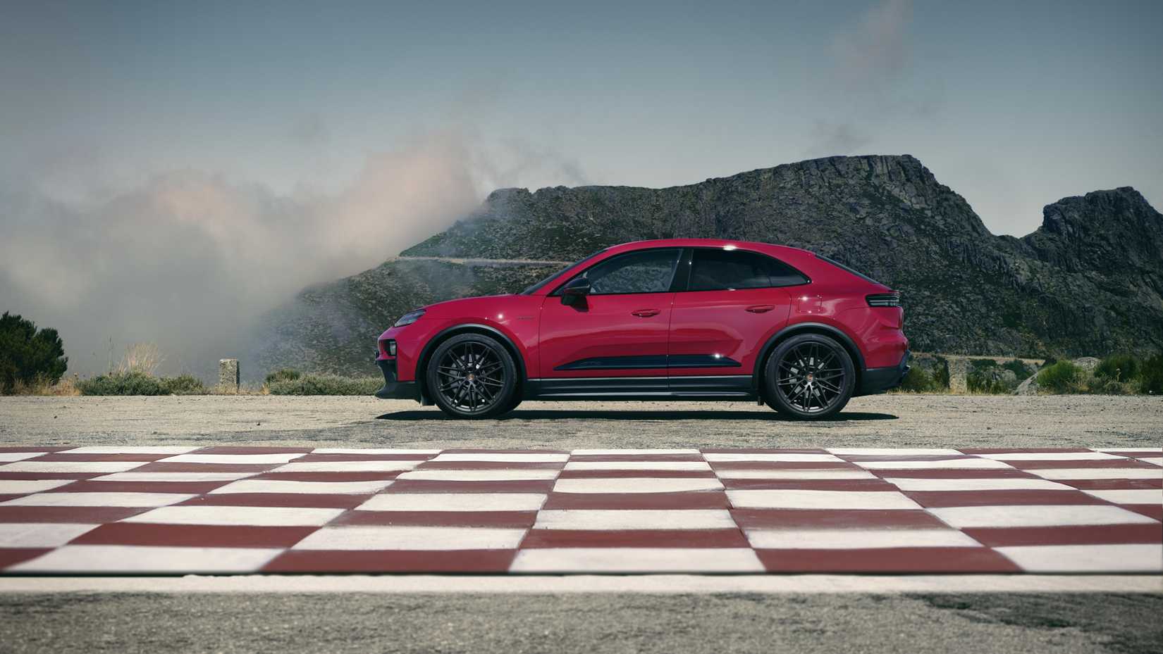 2026 Porsche Macan GTS-06