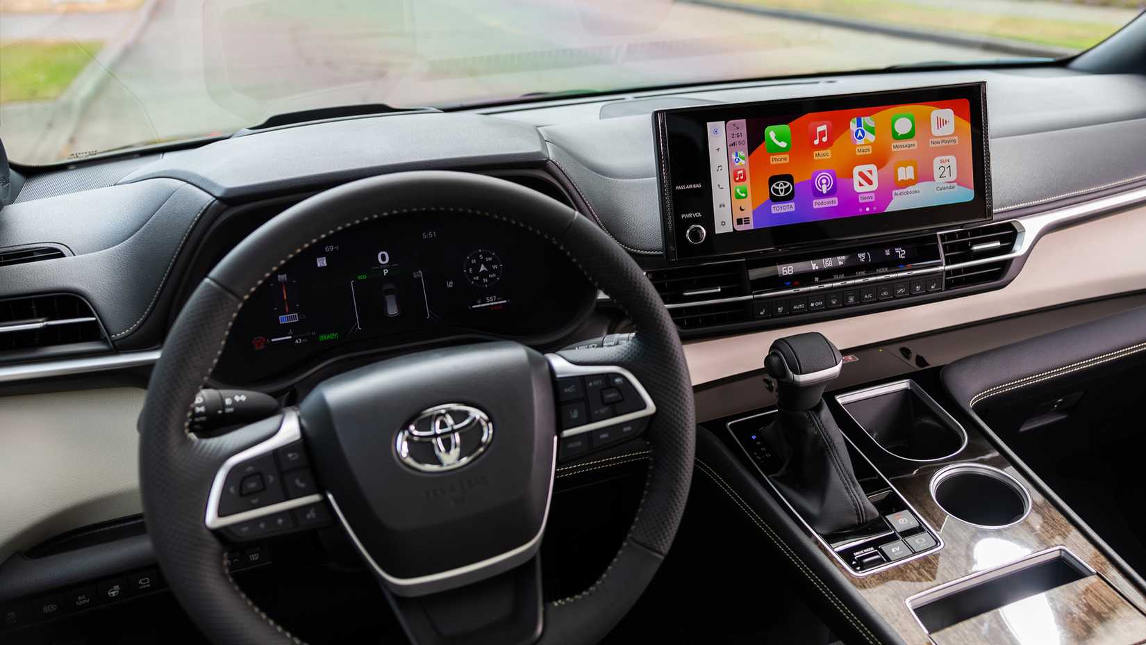 2026 Toyota Sienna-02