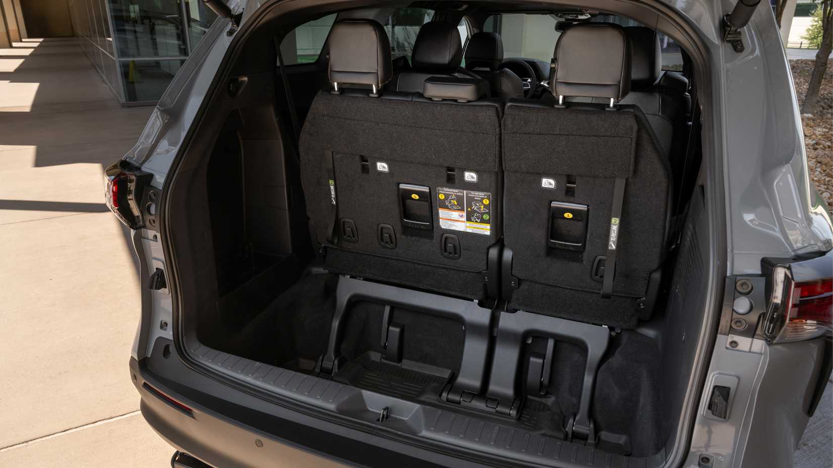 2026 Toyota Sienna-08