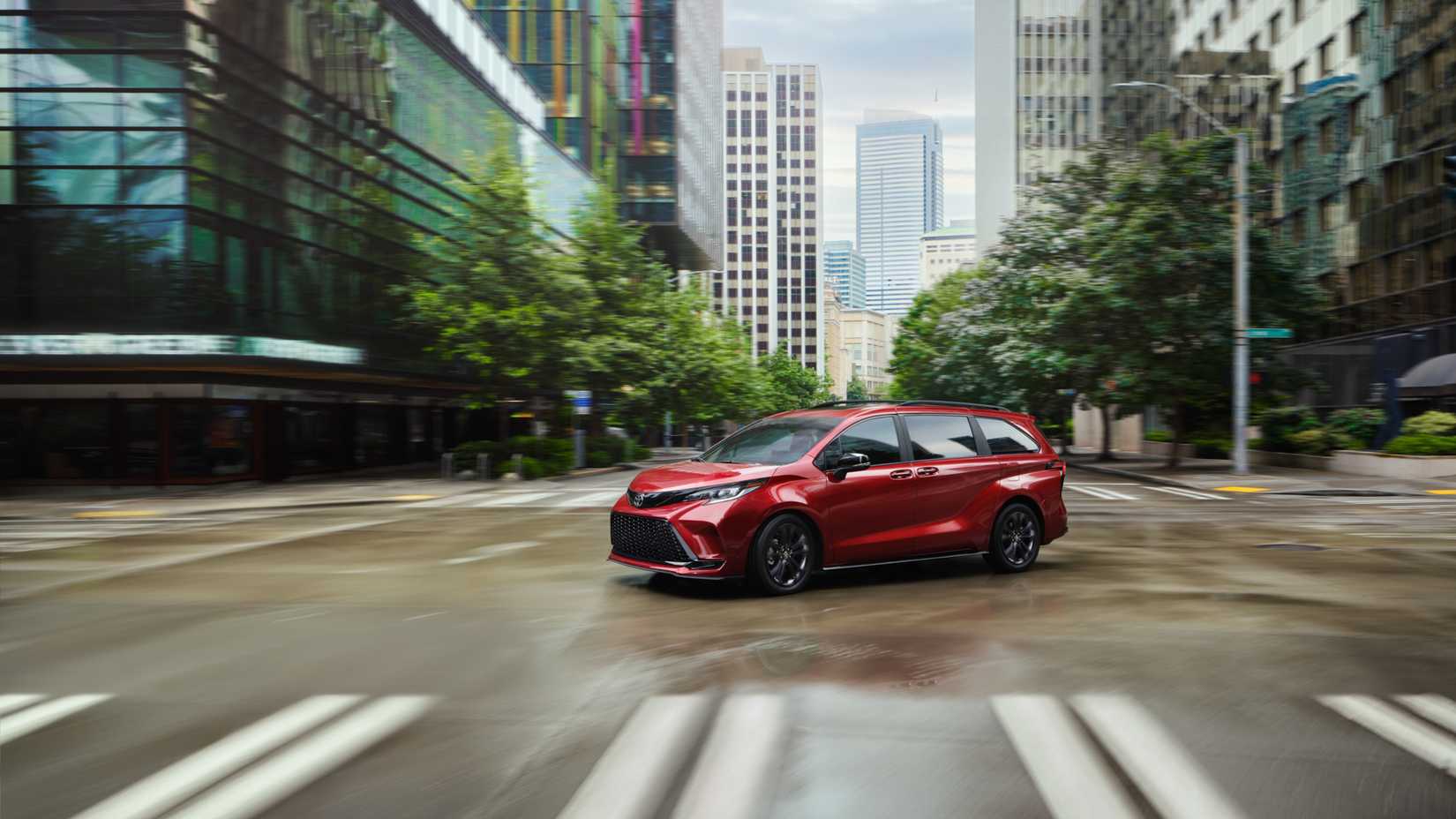 2026 Toyota Sienna-13