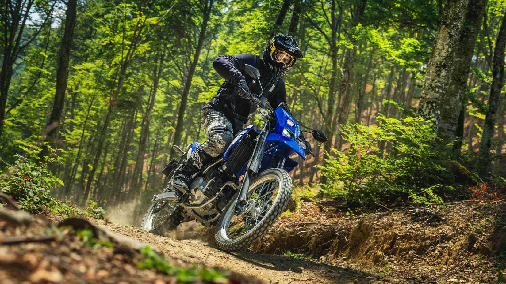 2026 Yamaha WR125R Action 4