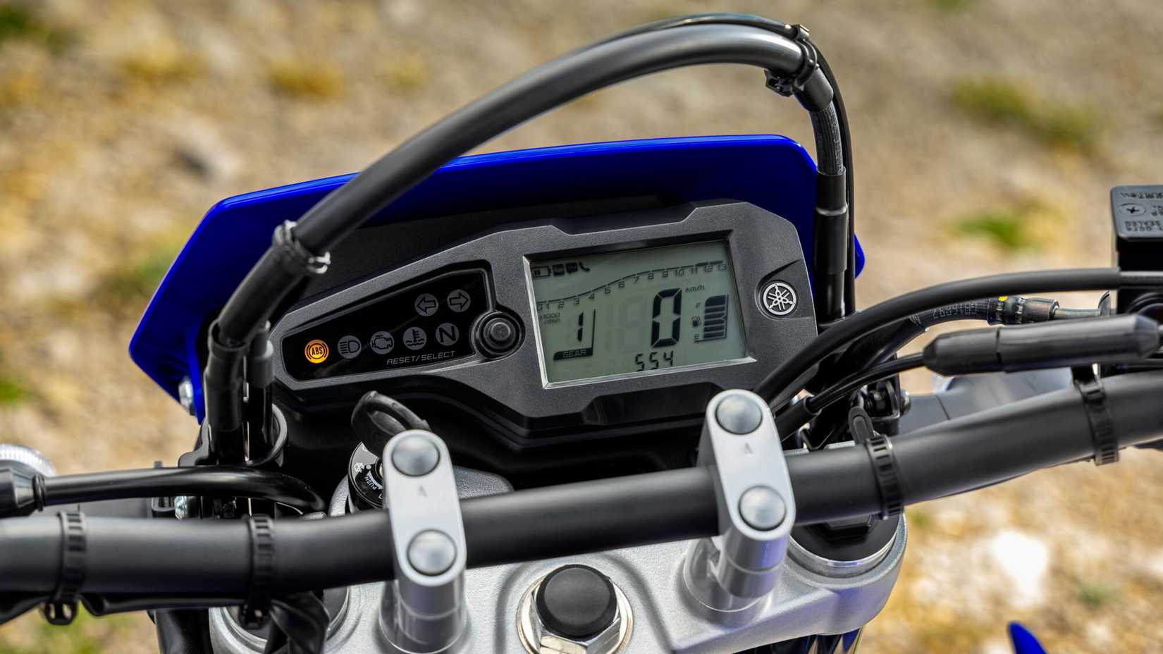 2026 Yamaha WR125R close-up do LCD