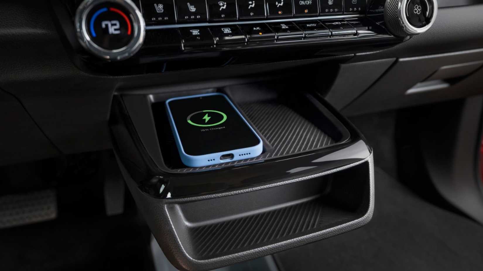 2027 Chevrolet Bolt 3