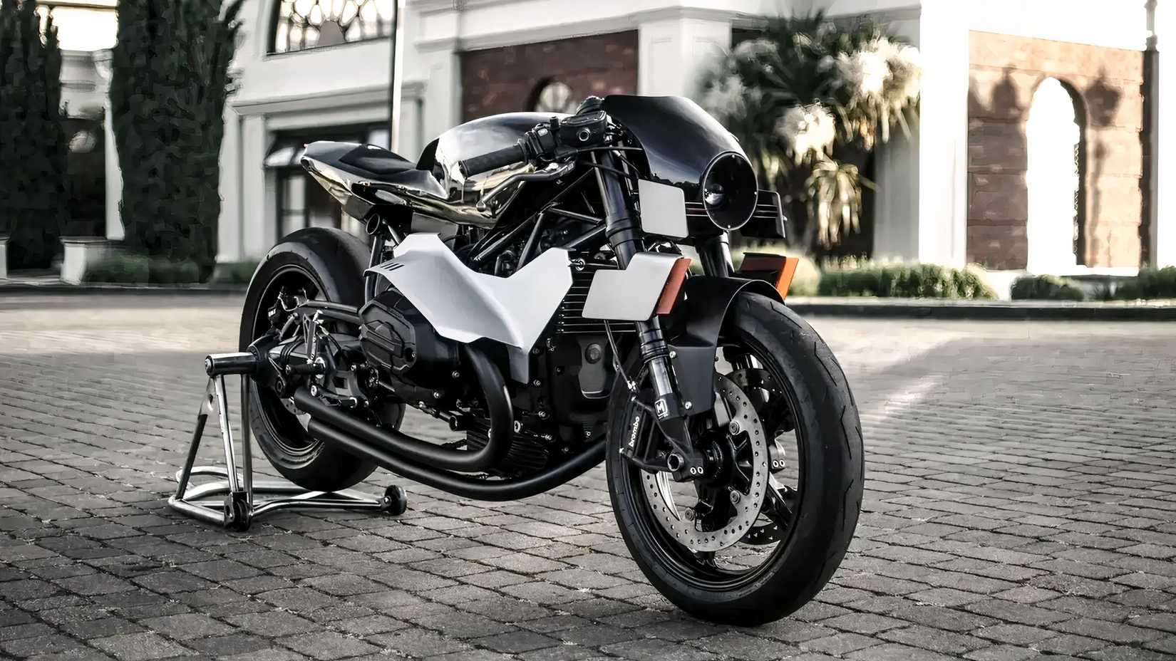 Auto Fabrica Type 18